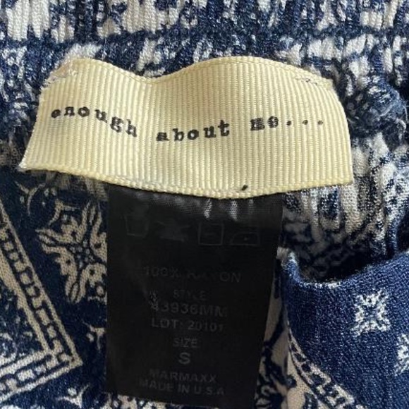 Blue and White Floral Print midi skirt - Picture 5 of 6